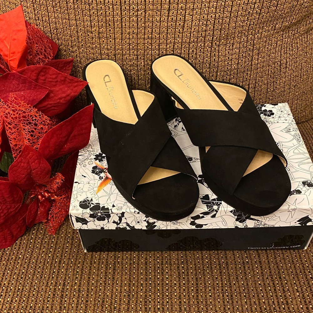 CL by Laundry Kismet Platform Slide Sandals